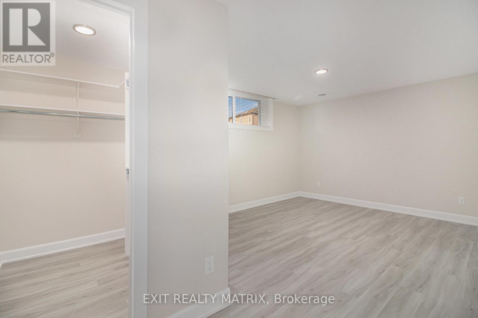 1208 Montblanc Crescent, Russell, ON - Indoor Photo Showing Other Room