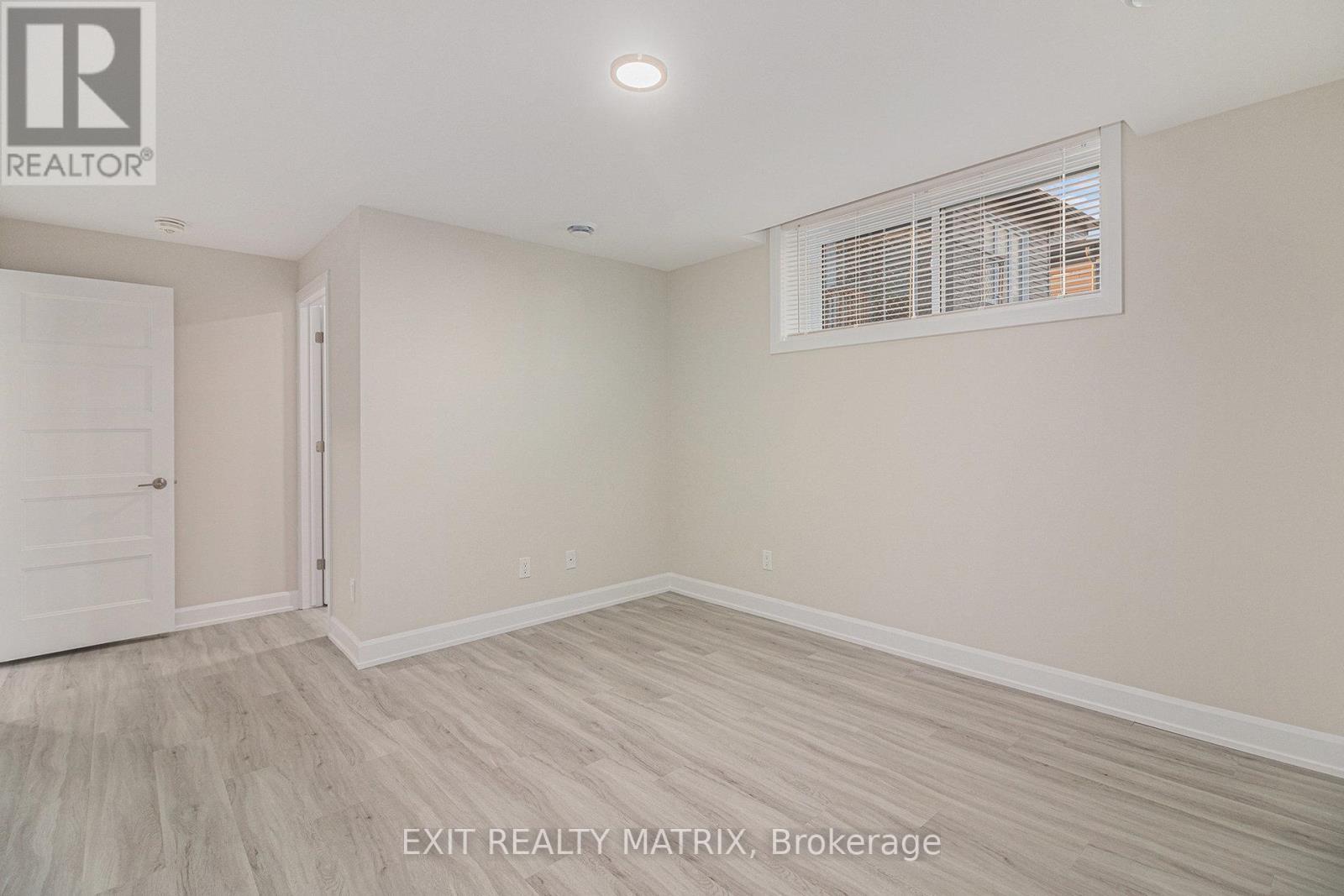 1208 Montblanc Crescent, Russell, ON - Indoor Photo Showing Other Room