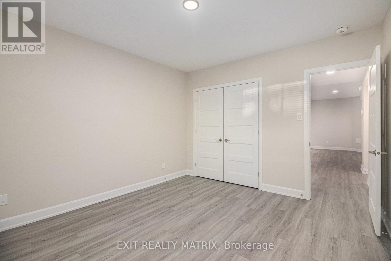 1208 Montblanc Crescent, Russell, ON - Indoor Photo Showing Other Room