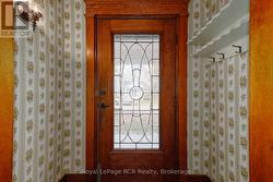 Area for coats and boots in entrance -