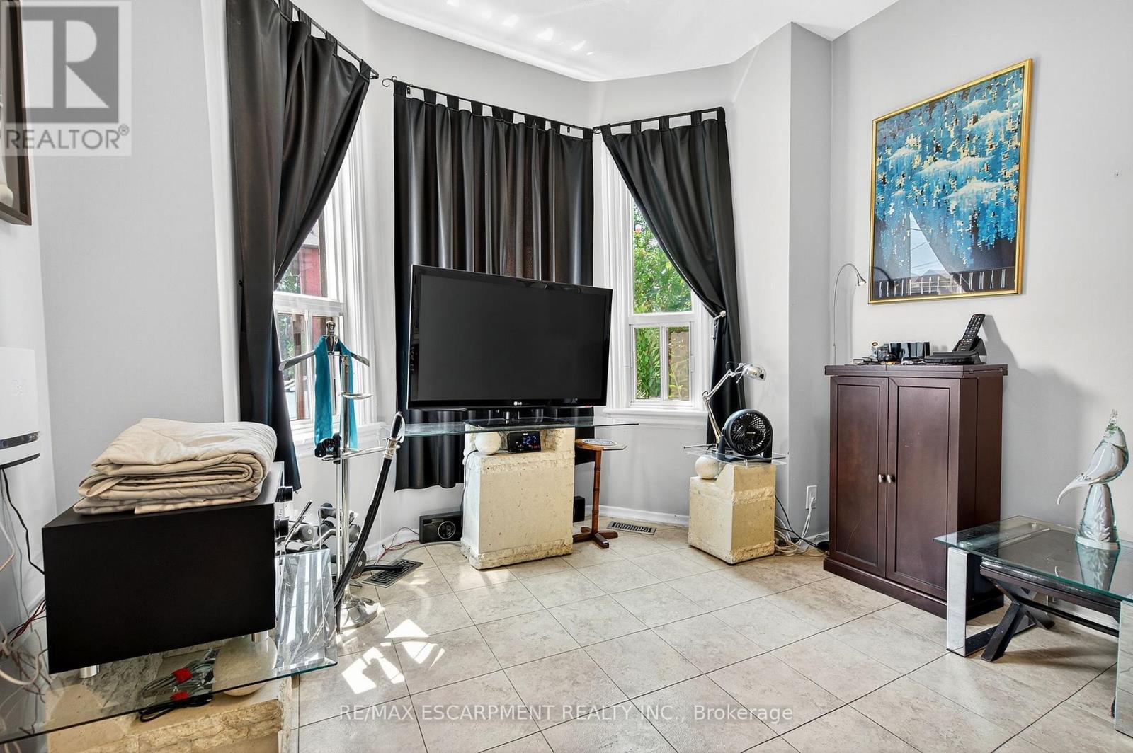 79 Murray Street E, Hamilton, ON - Indoor