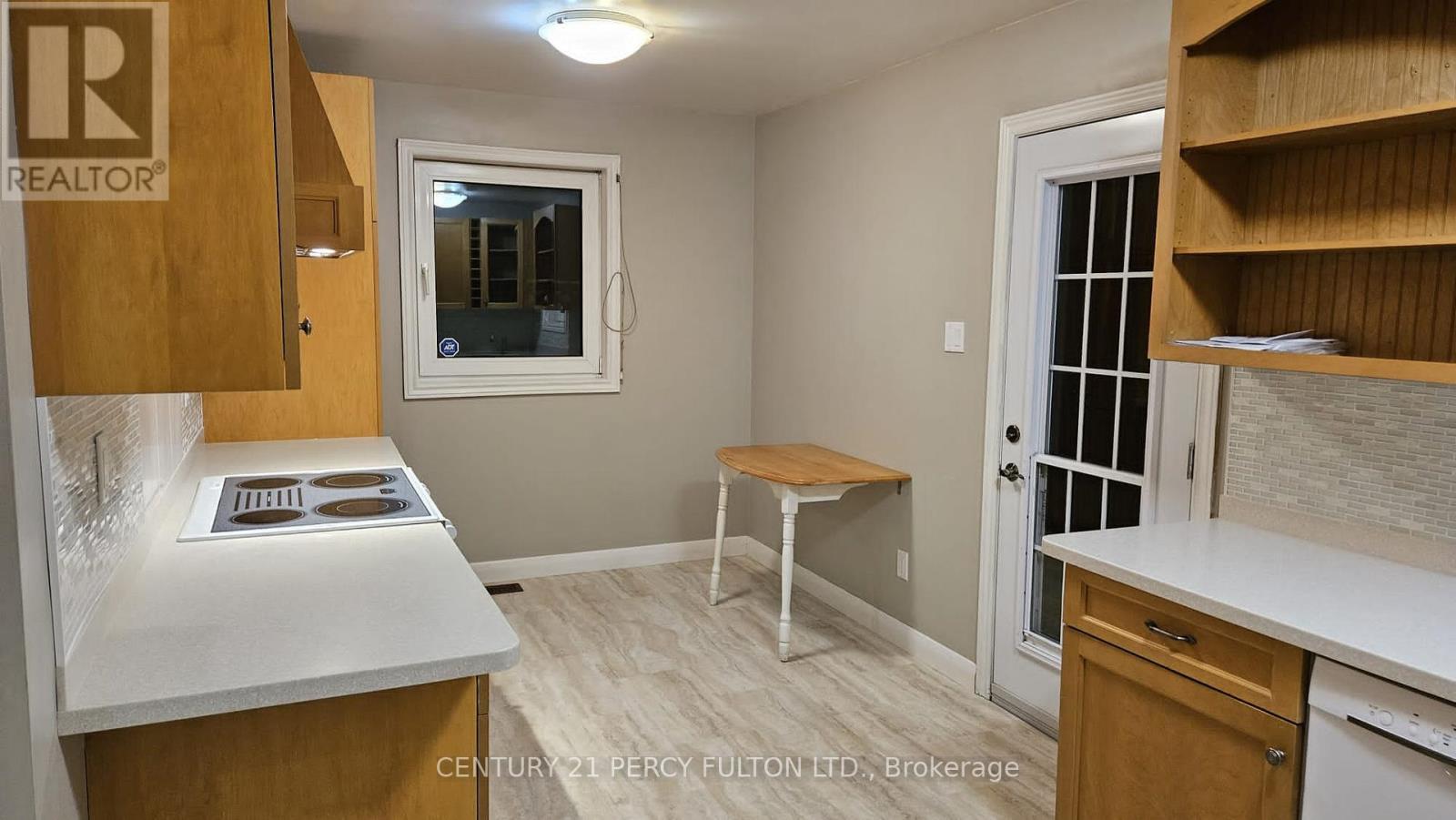 648 Minto Street W, Oshawa, ON - Indoor