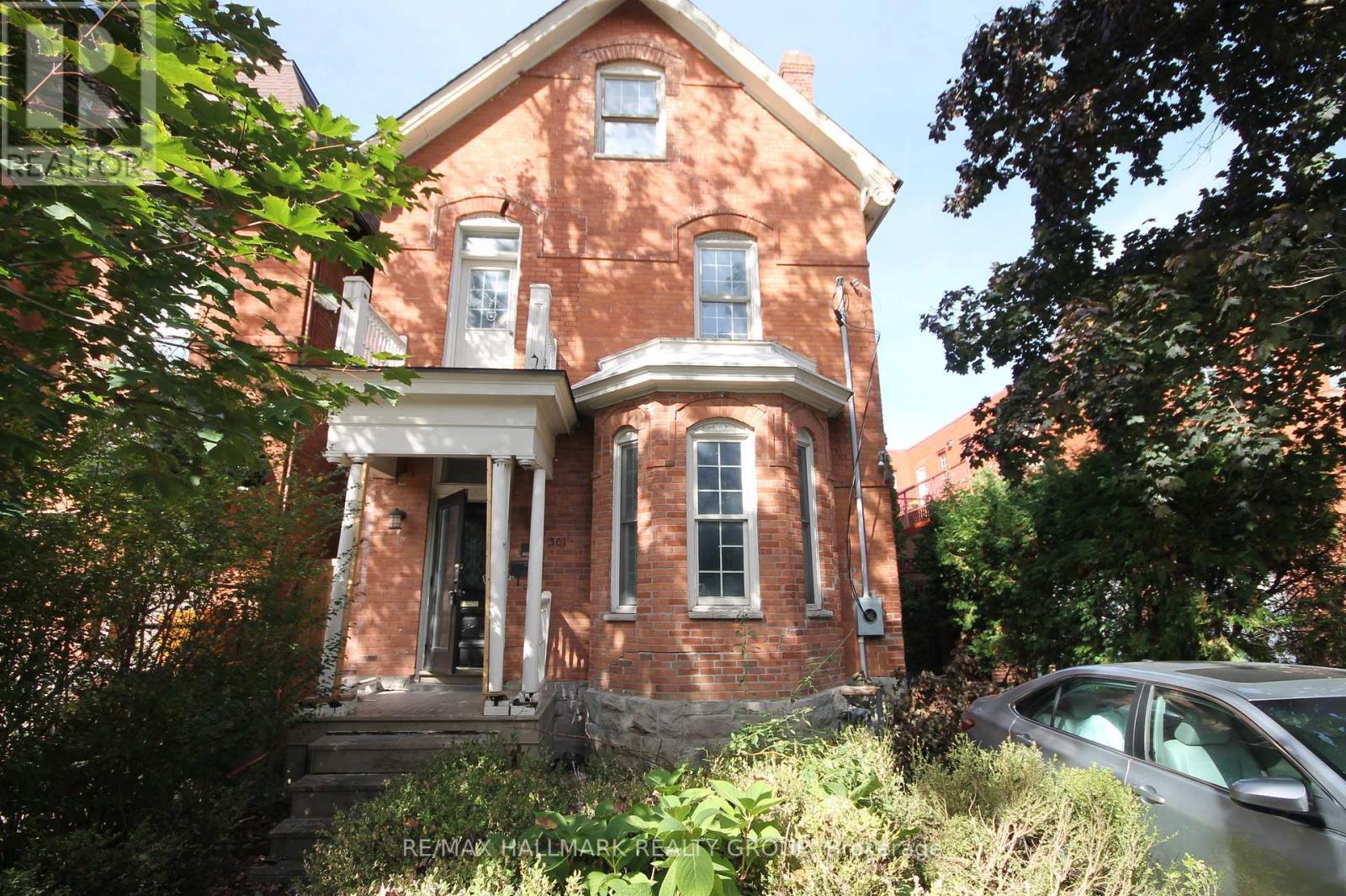 301 Waverley Street, Ottawa, ON - Outdoor With Facade