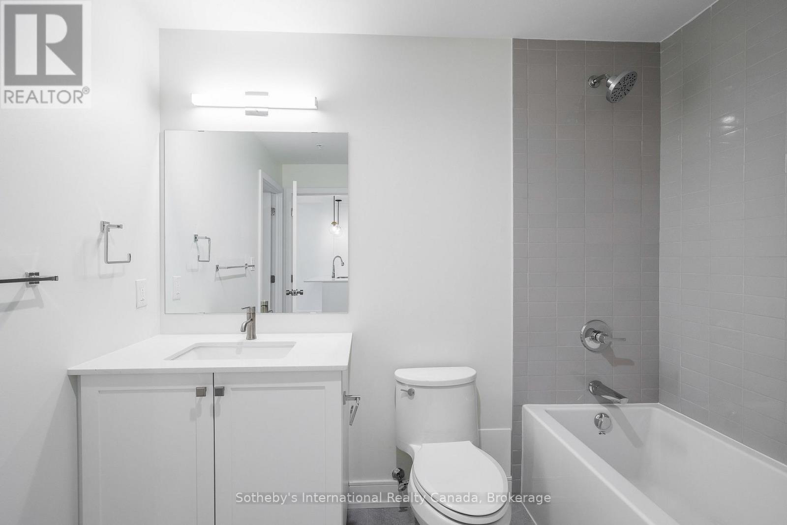322 - 121 Mary Street, Clearview (Creemore), ON - Indoor Photo Showing Bathroom
