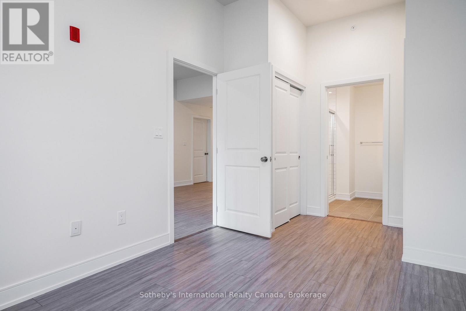 322 - 121 Mary Street, Clearview (Creemore), ON - Indoor Photo Showing Other Room