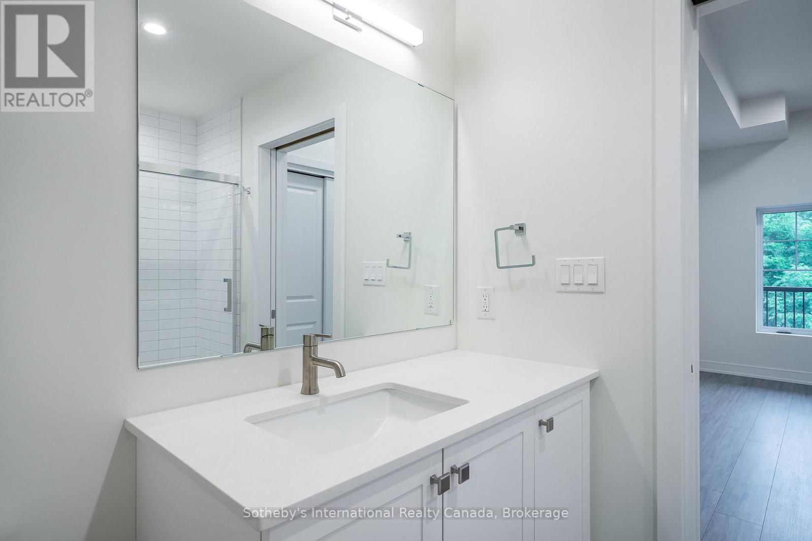322 - 121 Mary Street, Clearview (Creemore), ON - Indoor Photo Showing Bathroom