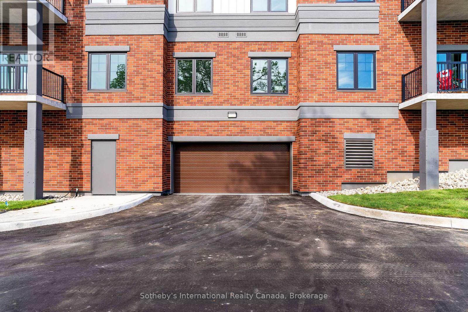 322 - 121 Mary Street, Clearview (Creemore), ON - Outdoor With Balcony With Exterior