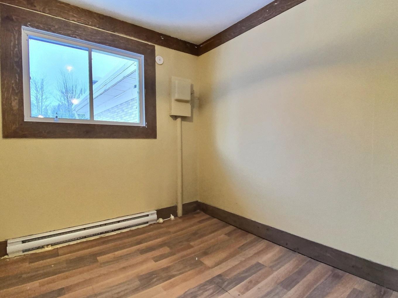 Bedroom - 2942 Rue De La Rivière-Nelson, Québec (La Haute-Saint-Charles), QC - Indoor Photo Showing Other Room