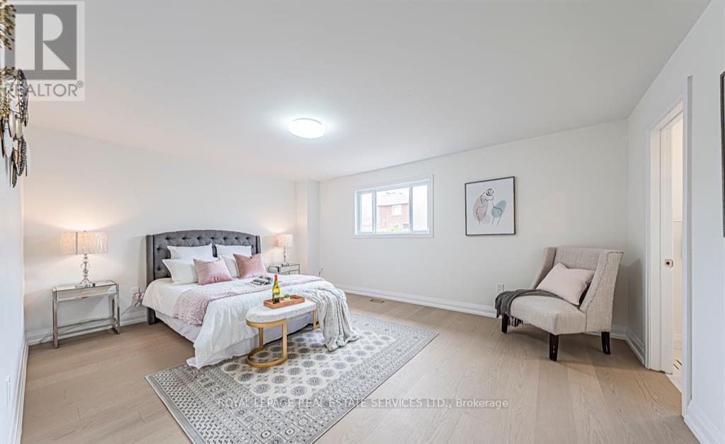4797 Rosebush Road, Mississauga, ON - Indoor Photo Showing Bedroom