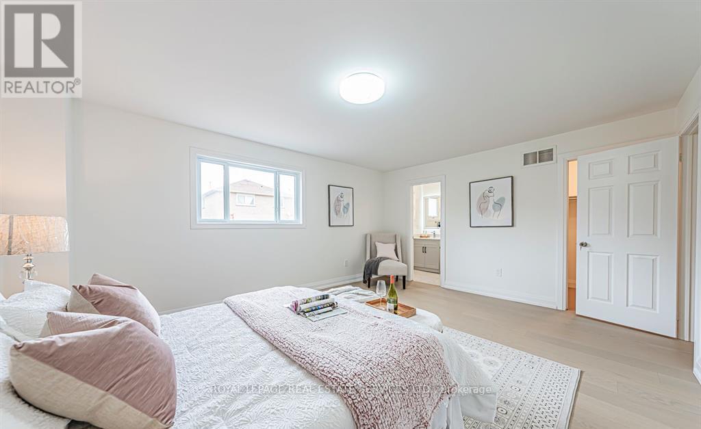 4797 Rosebush Road, Mississauga, ON - Indoor Photo Showing Bedroom