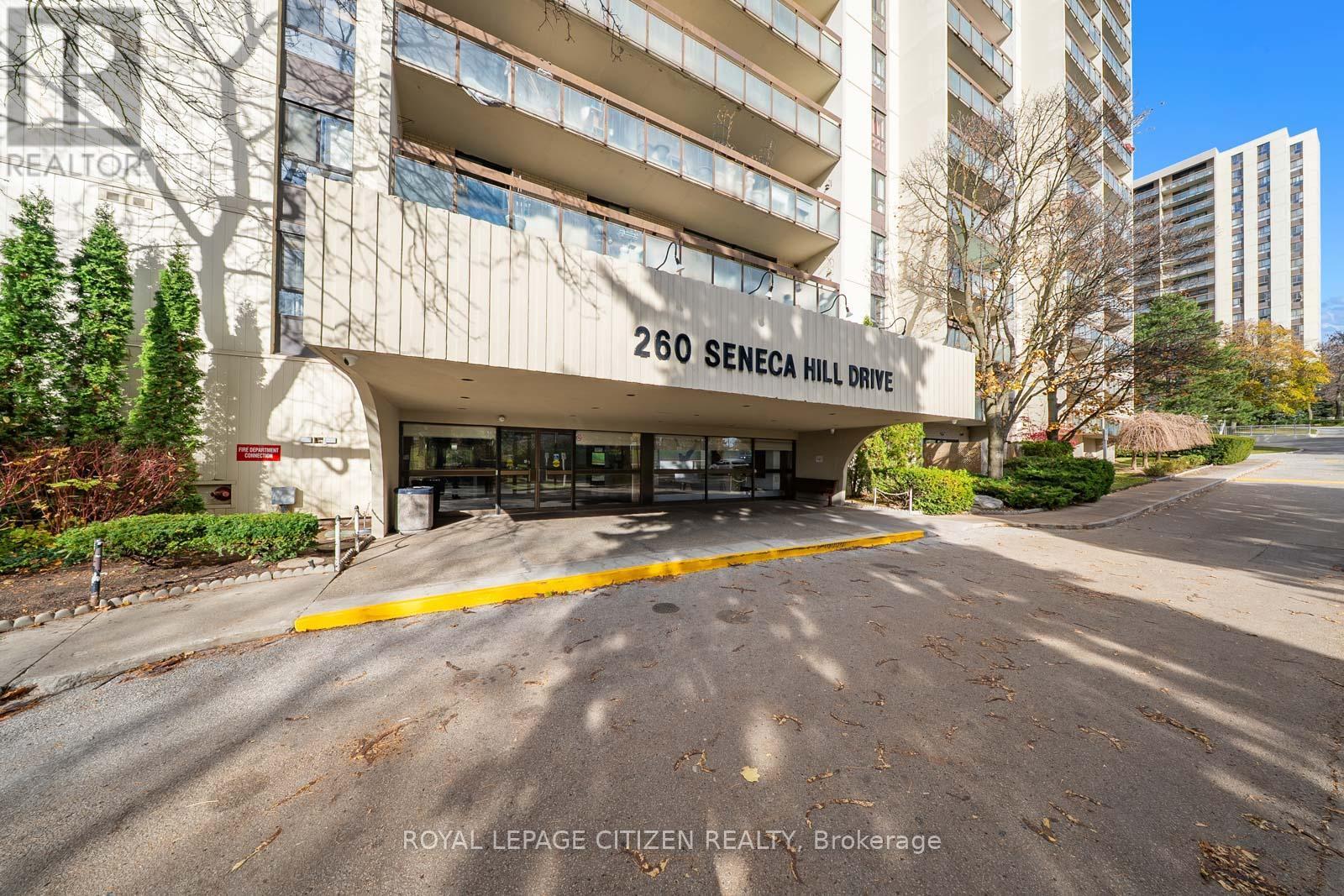 202 - 260 Seneca Hill Drive, Toronto, ON - Outdoor