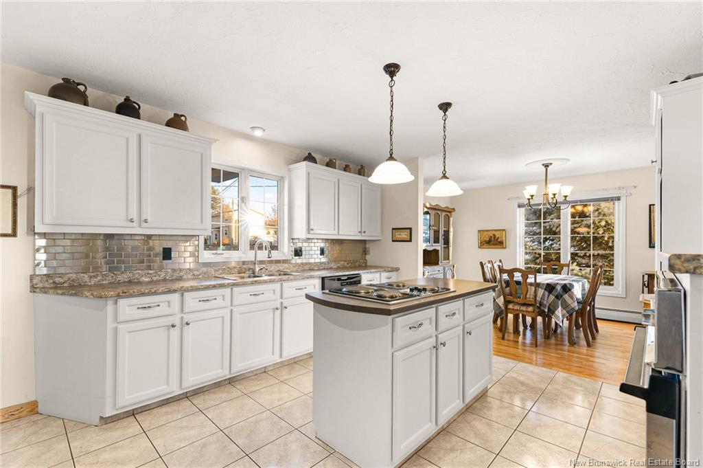 641-643 Evangeline St, Dieppe, NB