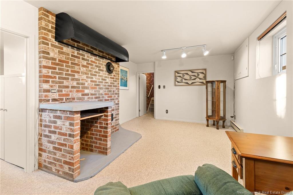 641-643 Evangeline St, Dieppe, NB