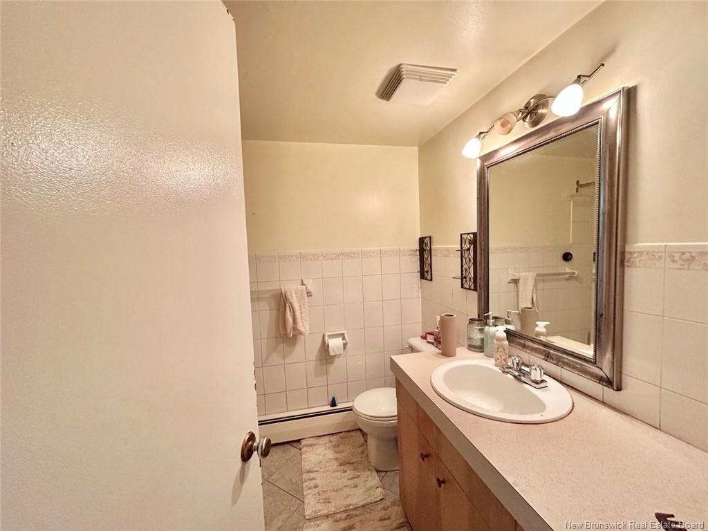 641-643 Evangeline St, Dieppe, NB