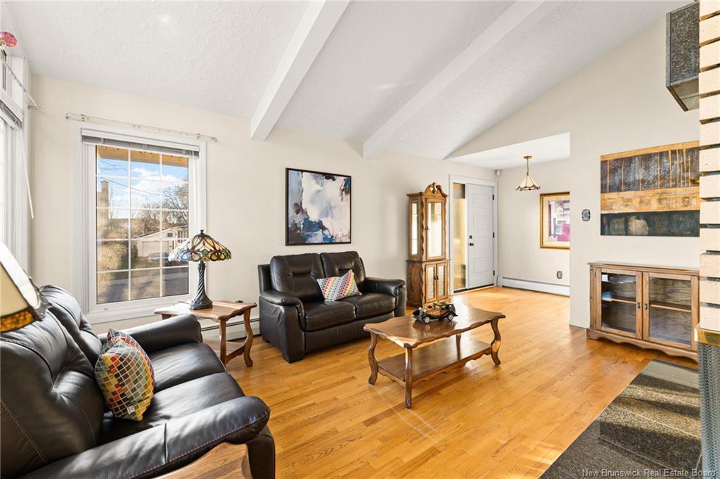 641-643 Evangeline St, Dieppe, NB