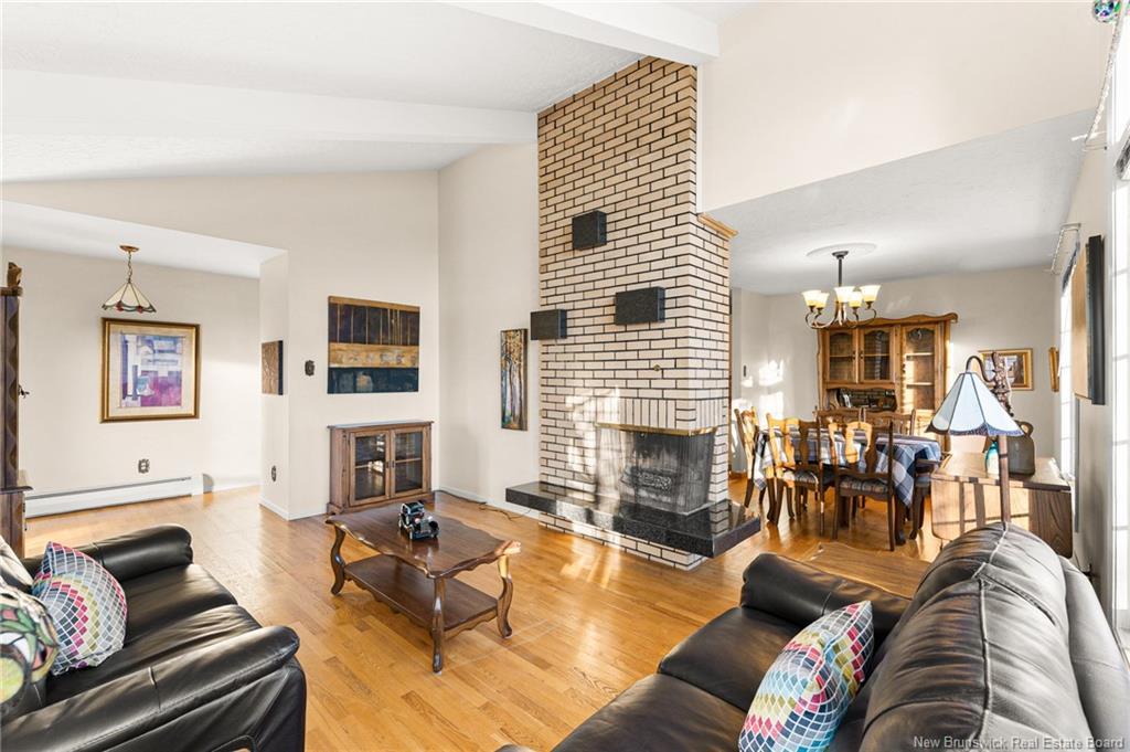 641-643 Evangeline St, Dieppe, NB