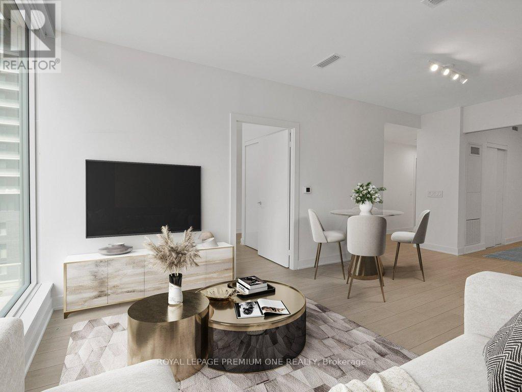 710 - 15 Mercer Street, Toronto, ON - Indoor Photo Showing Living Room