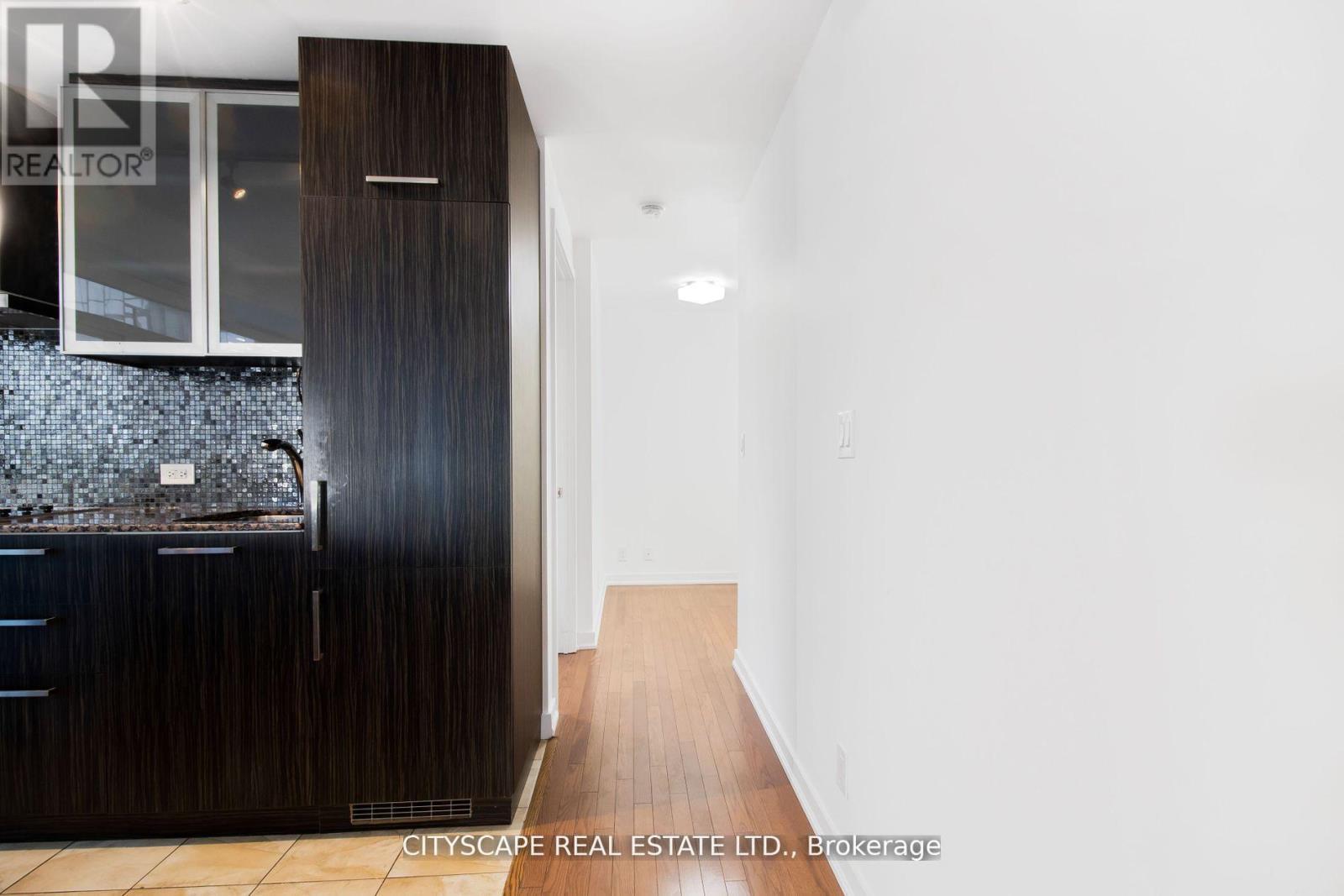 3910 - 12 York Street, Toronto, ON - Photo Showing Other Room