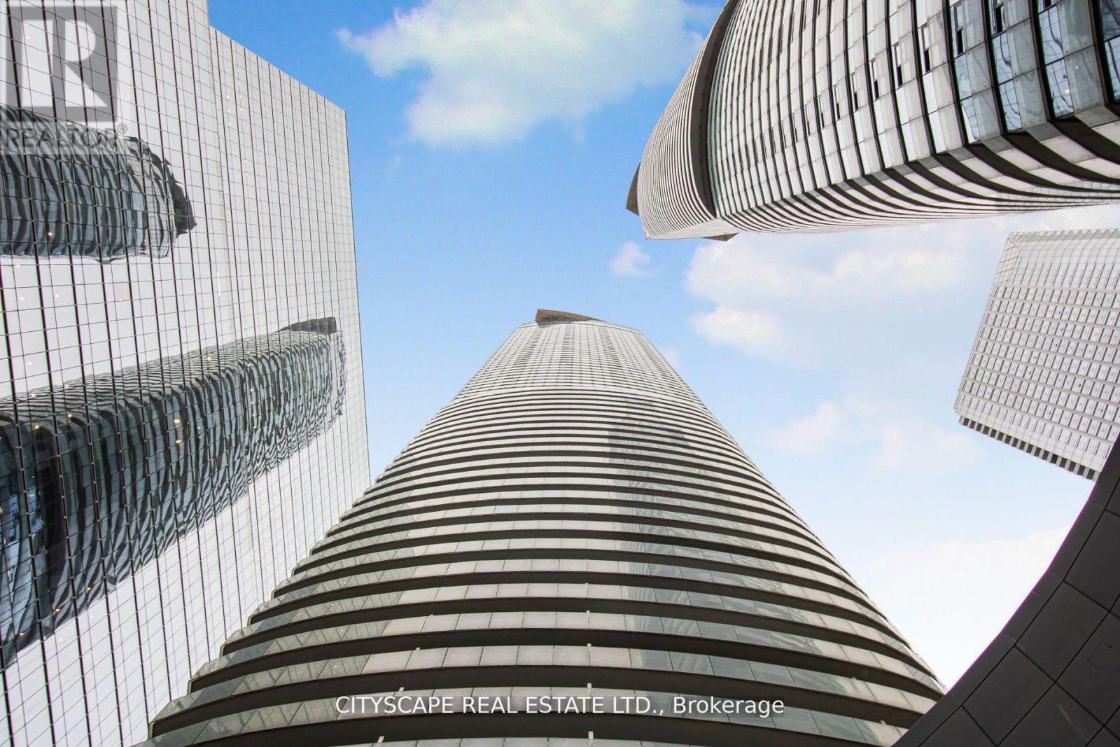 3910 - 12 York Street, Toronto, ON -