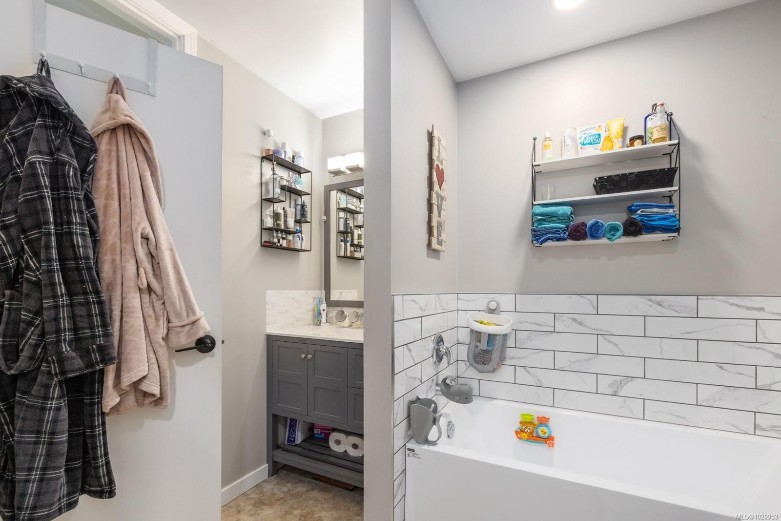 5849 Carmel Dr, Duncan, BC