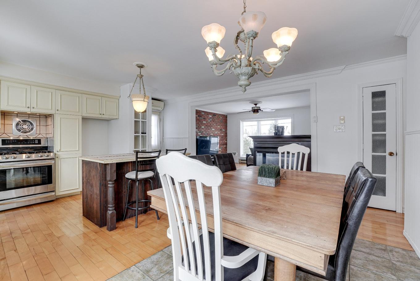 Salle à manger - 7020 Ch. Forest, Terrebonne (La Plaine), QC - Indoor Photo Showing Dining Room