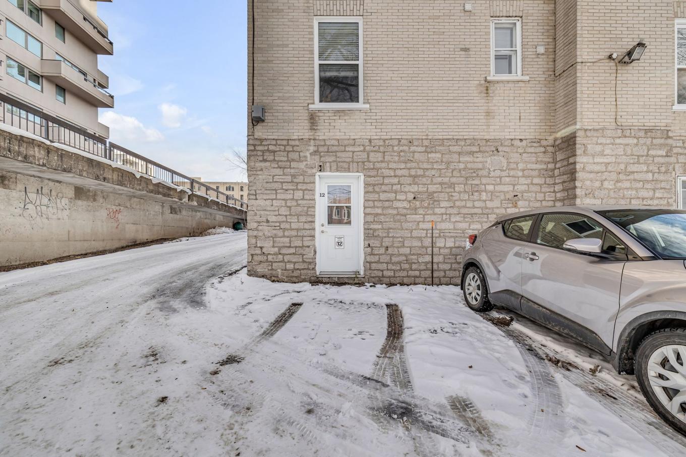 Face arrière - 12-370 Ch. Ste-Foy, Québec (La Cité-Limoilou), QC - Outdoor