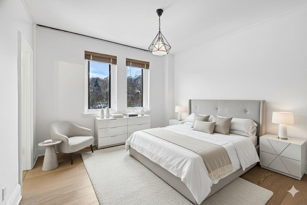 Bedroom - C72-3940 Ch. De La Côte-Des-Neiges, Montréal (Ville-Marie), QC - Indoor Photo Showing Bedroom