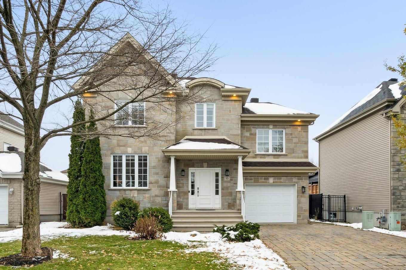 Frontage - 35 Rue De Ségovie, Candiac, QC - Outdoor With Facade