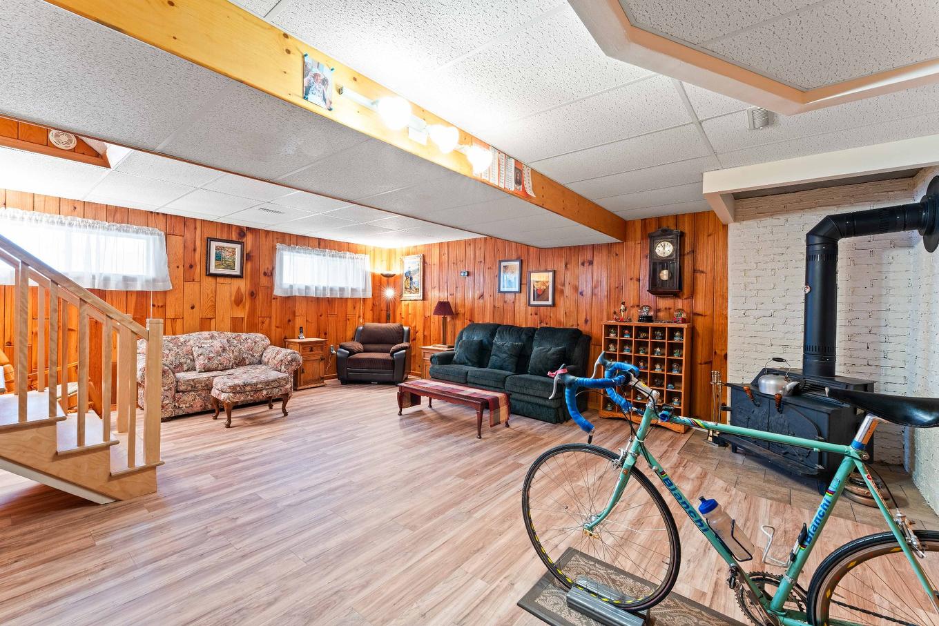 Salle familiale - 615 Rue Piché, Terrebonne (Terrebonne), QC - Indoor