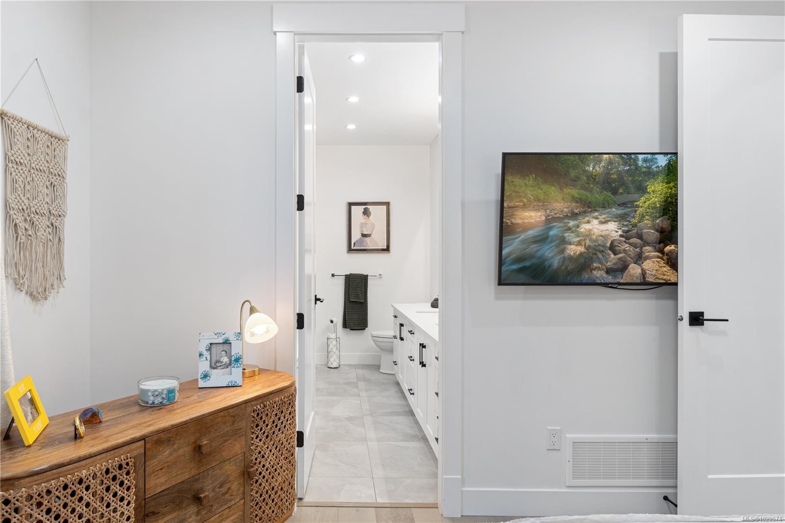 682 Briarwood Dr, Parksville, BC