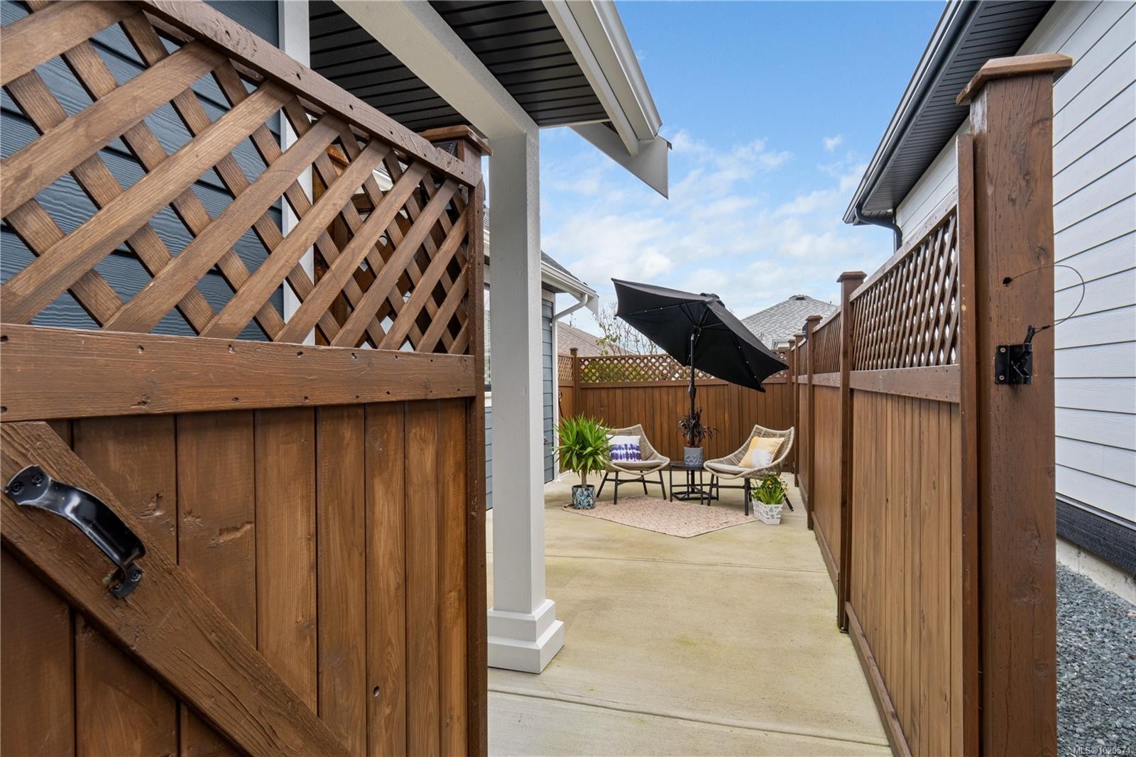 682 Briarwood Dr, Parksville, BC