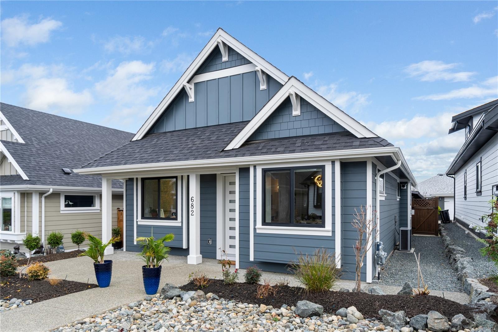 682 Briarwood Dr, Parksville, BC