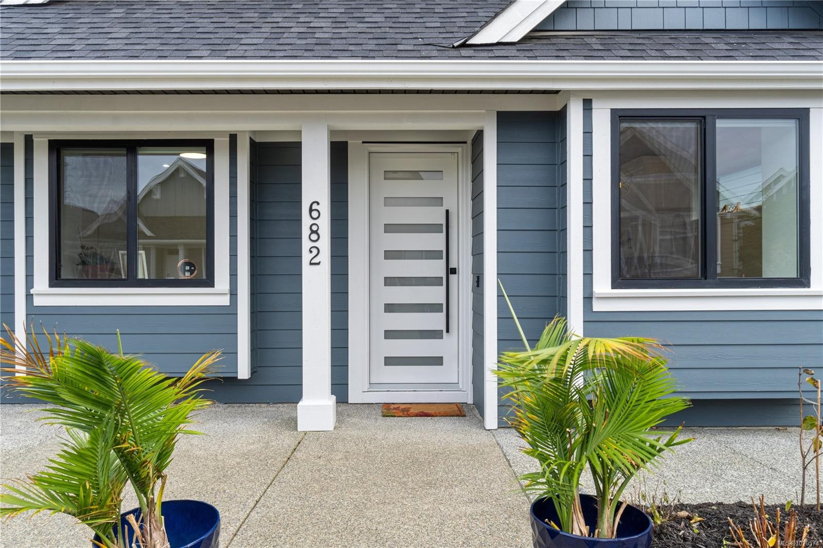 682 Briarwood Dr, Parksville, BC