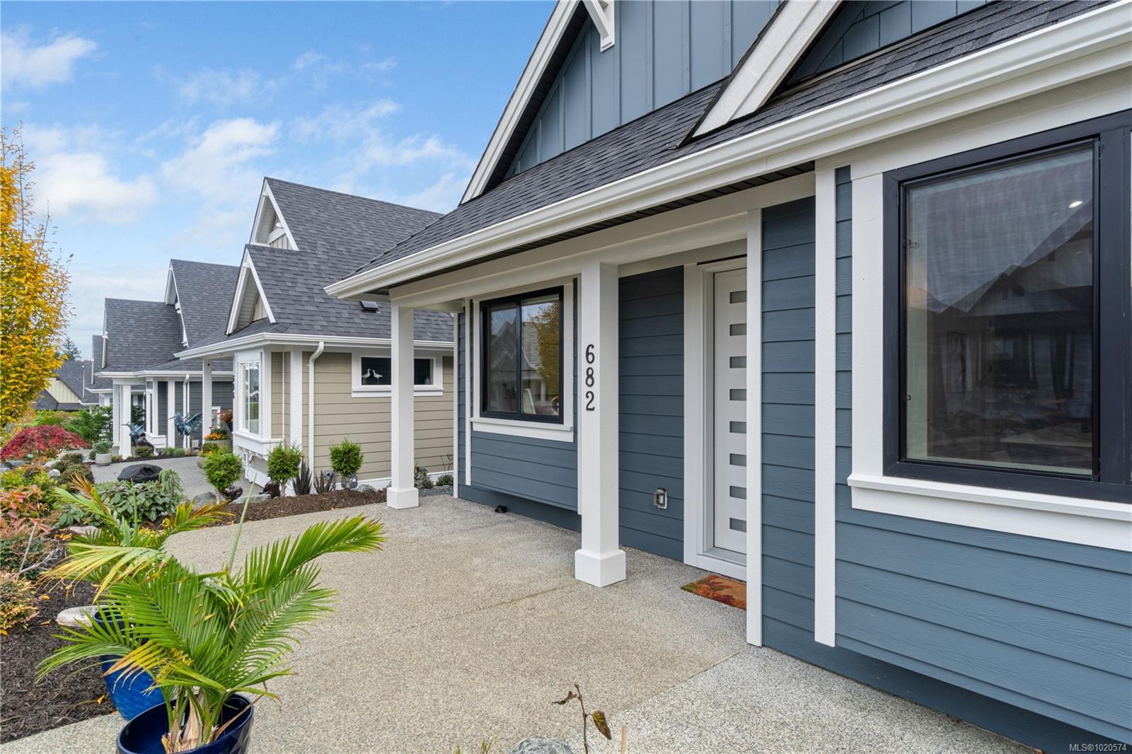 682 Briarwood Dr, Parksville, BC