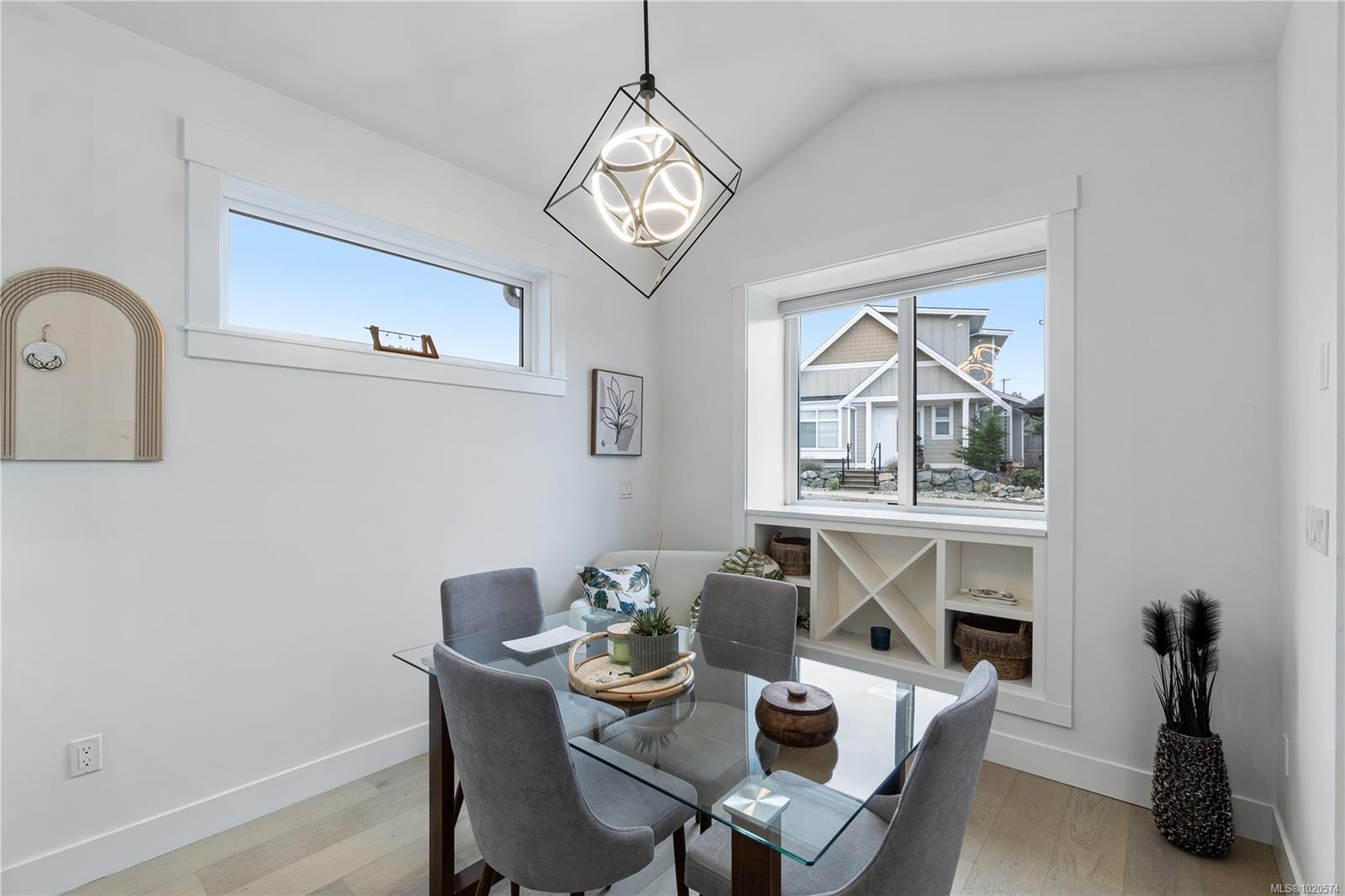 682 Briarwood Dr, Parksville, BC