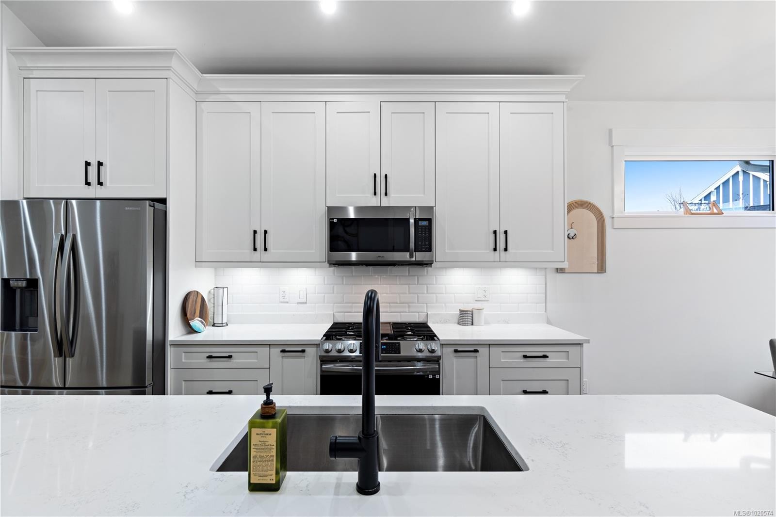 682 Briarwood Dr, Parksville, BC