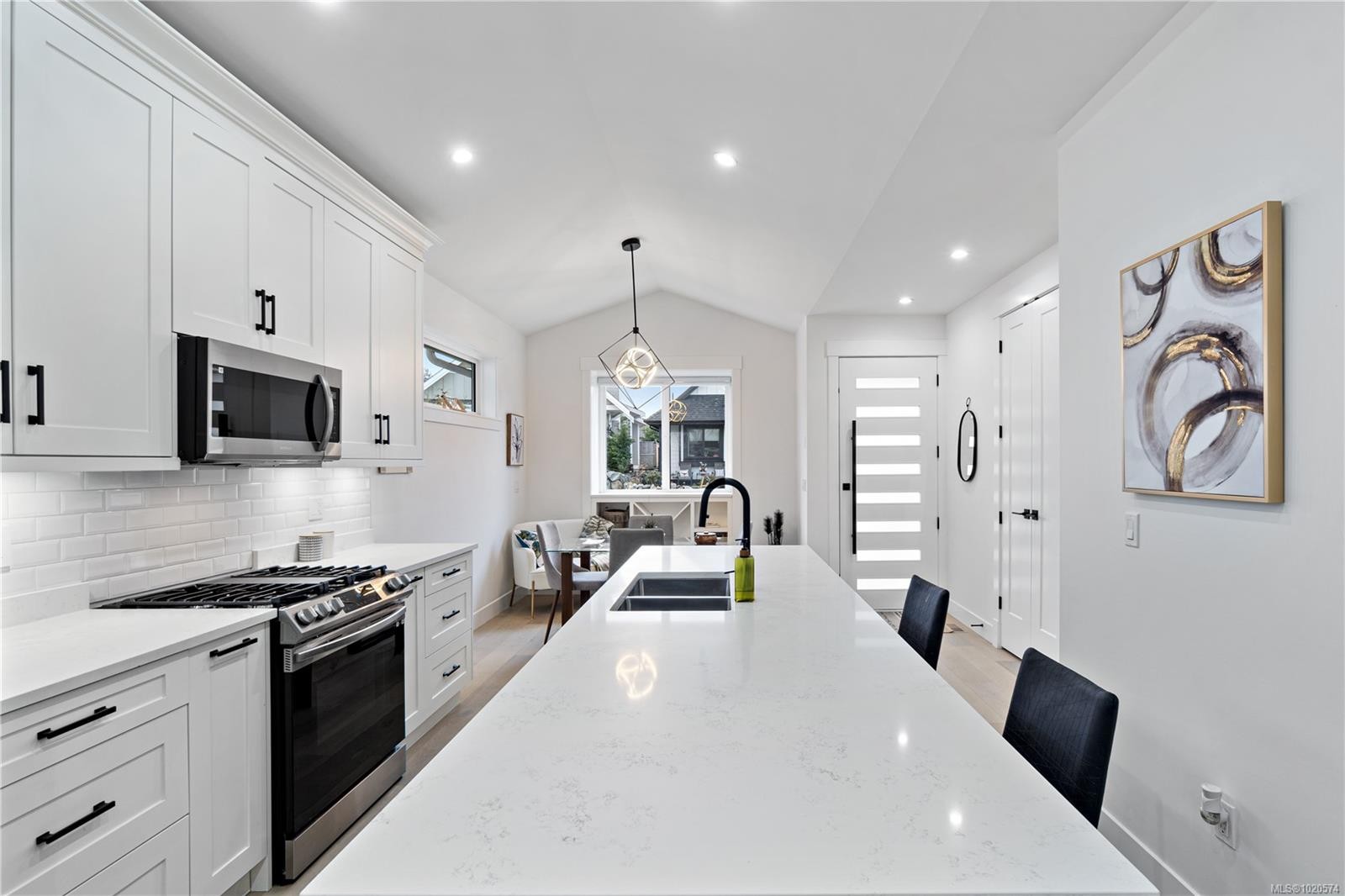 682 Briarwood Dr, Parksville, BC