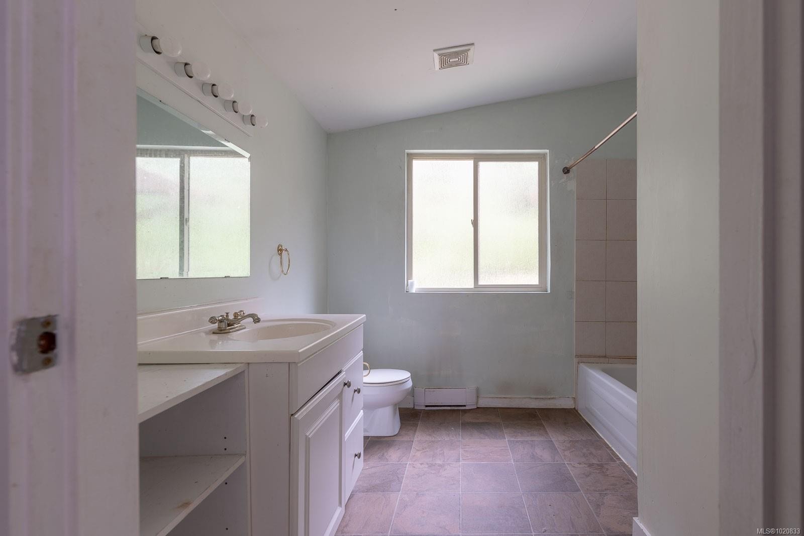 2477 Enefer Rd, Nanaimo, BC