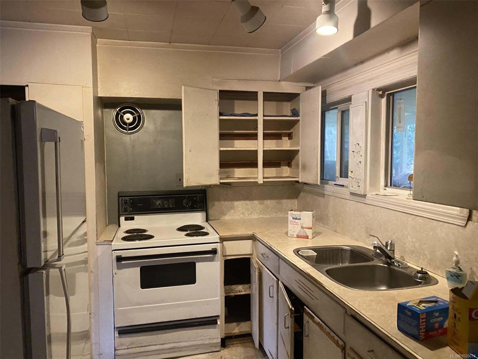 4976 Sooke Rd, Metchosin, BC