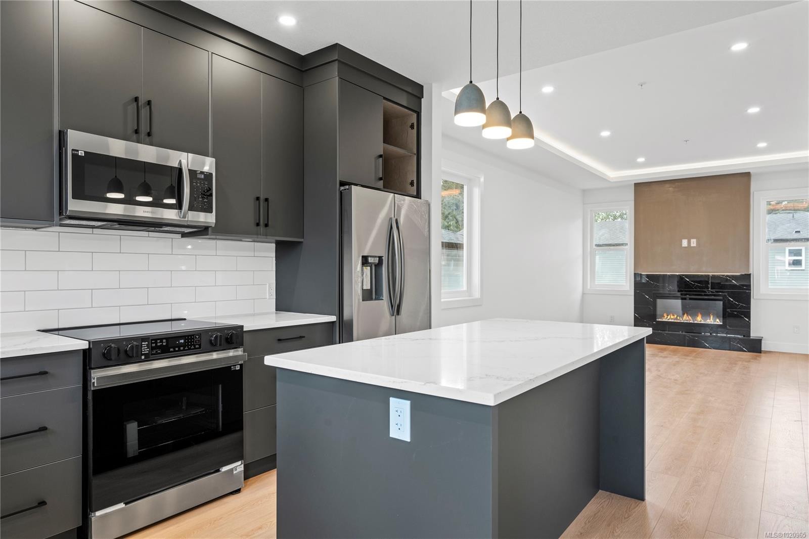 631 Eighth St, Nanaimo, BC