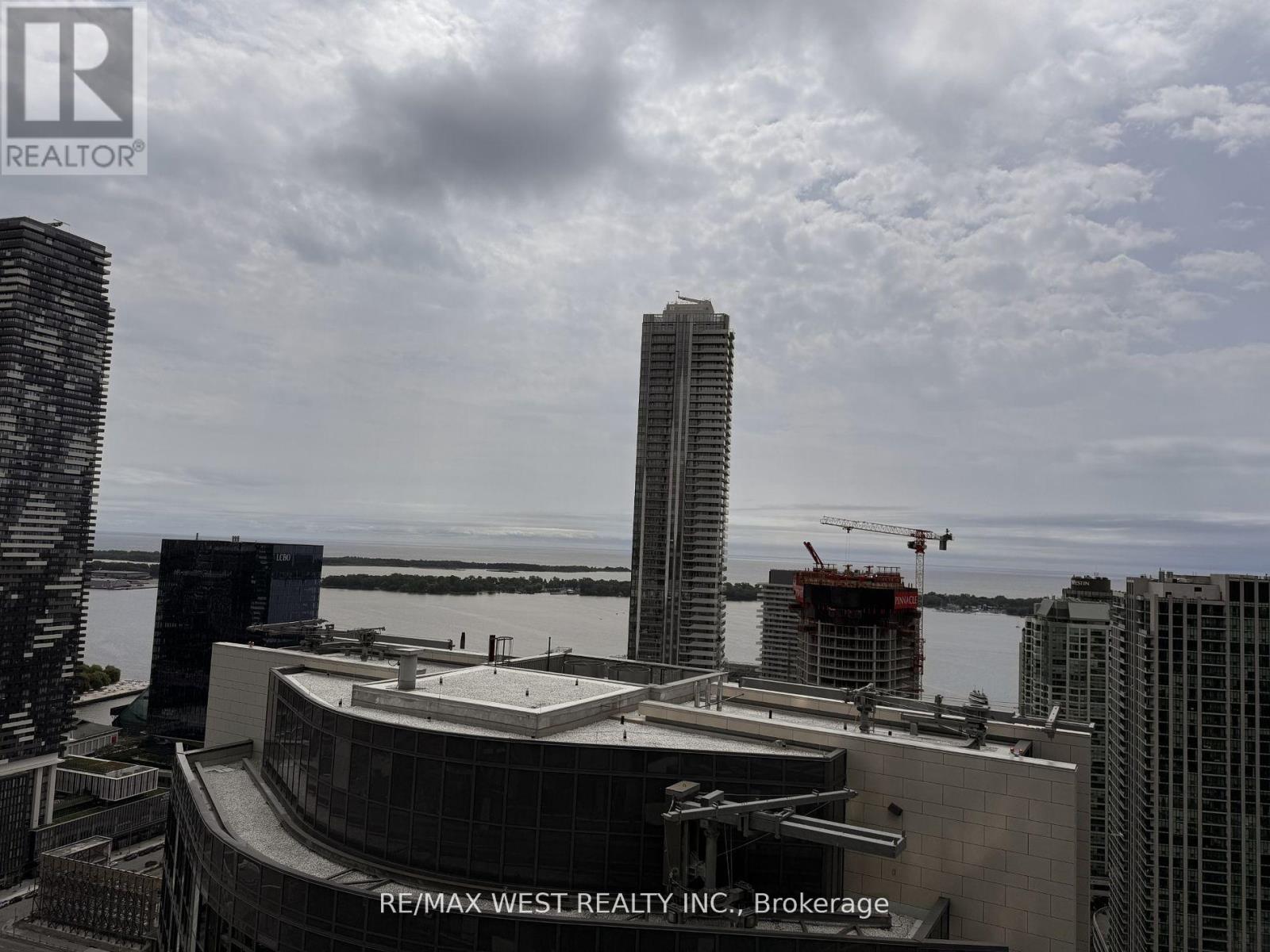 4002 - 8 The Esplanade, Toronto, ON - Outdoor With View