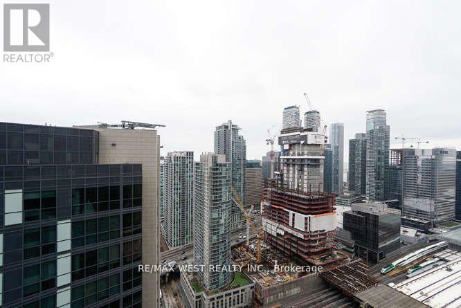 4002 - 8 The Esplanade, Toronto, ON - Outdoor