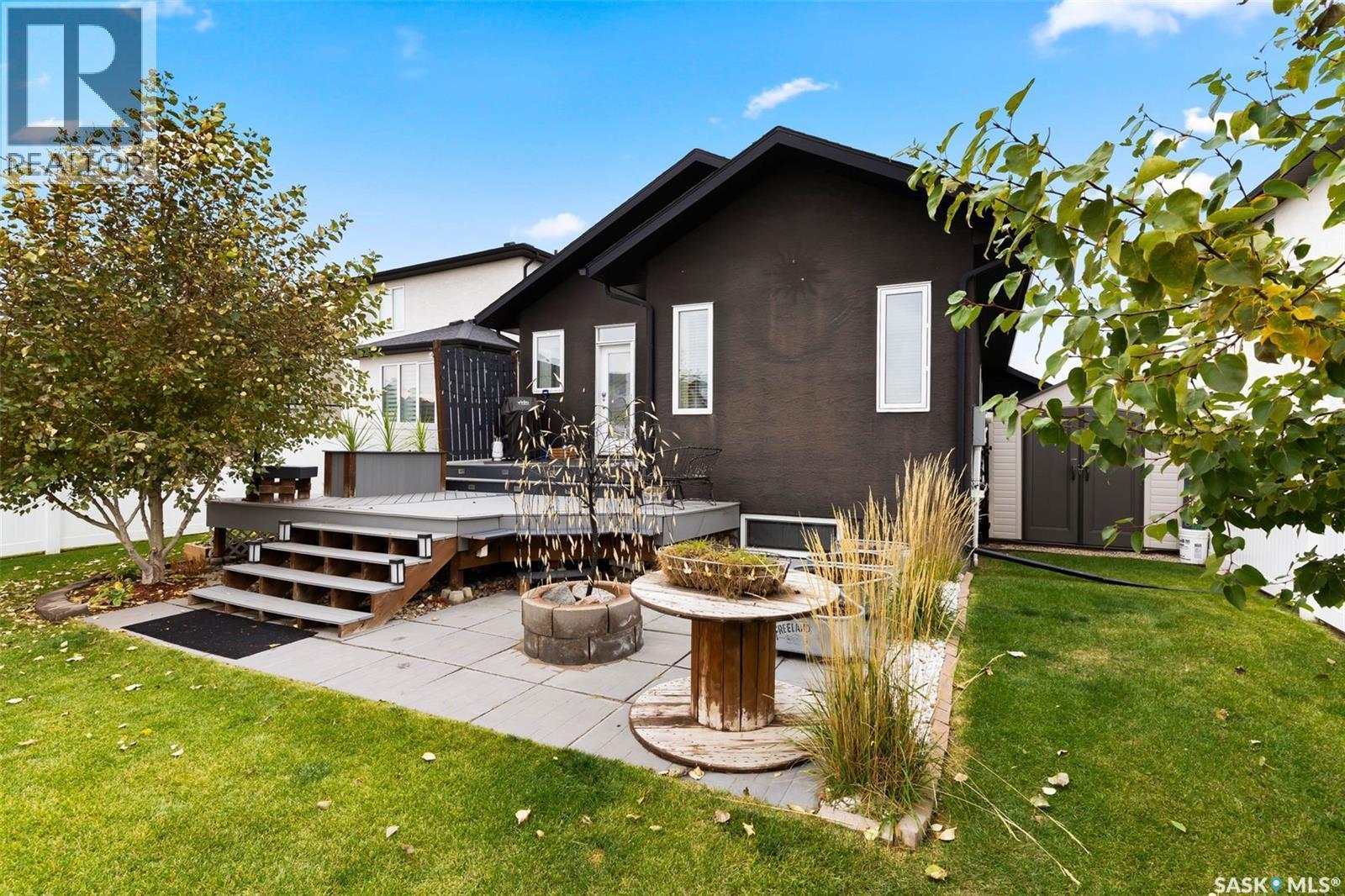 5061 Snowbirds Crescent, Regina, SK - Outdoor With Deck Patio Veranda