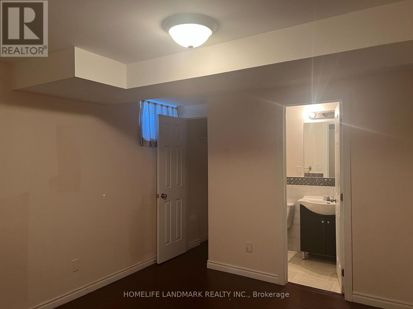 32 Jordana Drive, Markham, ON - Indoor Photo Showing Other Room