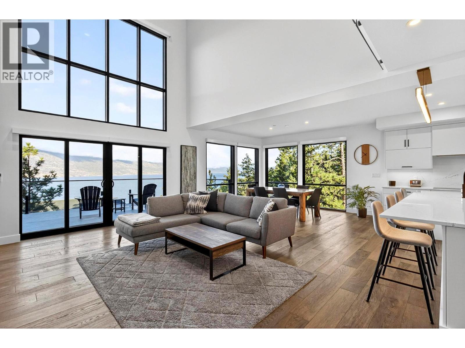 3434 Mckinley Beach Drive Unit# 408, Kelowna, BC - Indoor