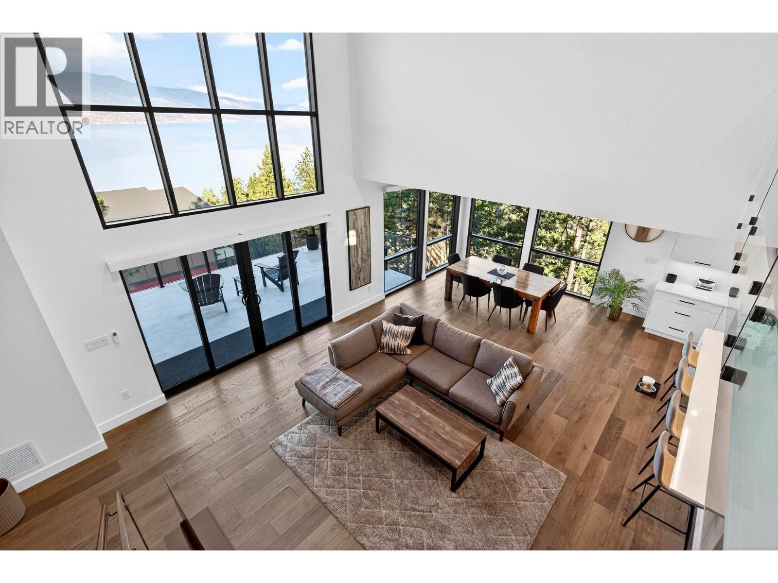 3434 Mckinley Beach Drive Unit# 408, Kelowna, BC - Indoor Photo Showing Other Room