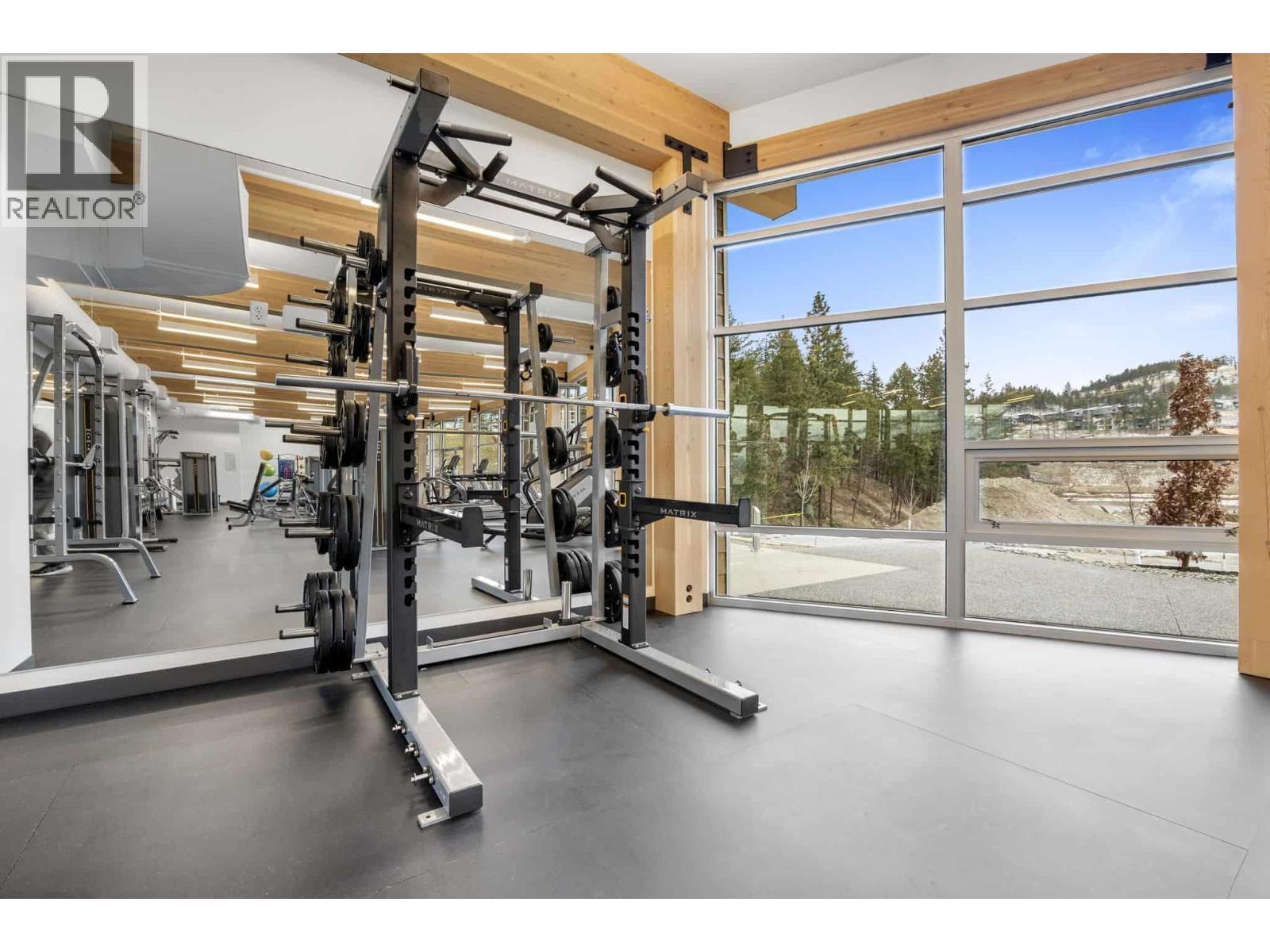3434 Mckinley Beach Drive Unit# 408, Kelowna, BC - Indoor Photo Showing Gym Room