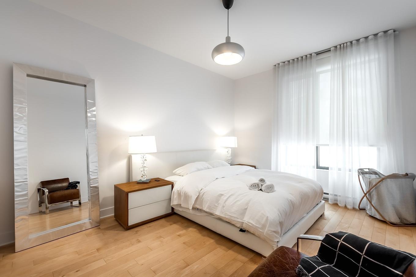 Chambre à coucher principale - 211-7317 Av. Victoria, Montréal (Côte-Des-Neiges/Notre-Dame-De-Grâce), QC - Indoor Photo Showing Bedroom