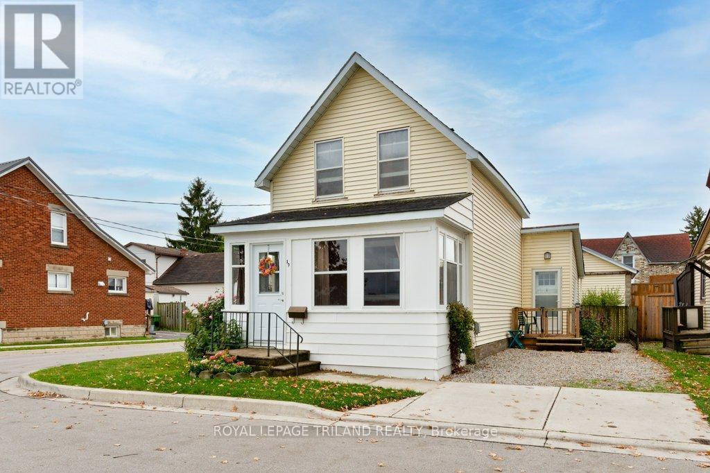 17 Jonas Street, St. Thomas, ON - Outdoor With Facade