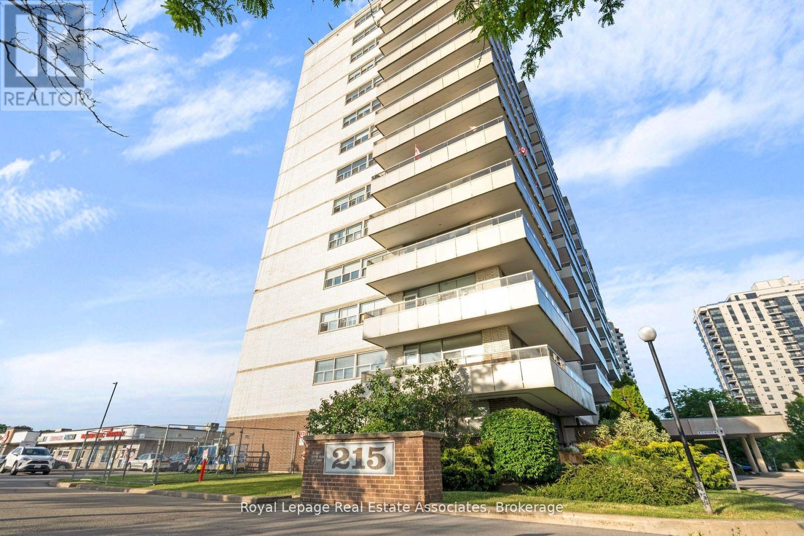 1204 - 215 Glenridge Avenue, St. Catharines, ON - Outdoor